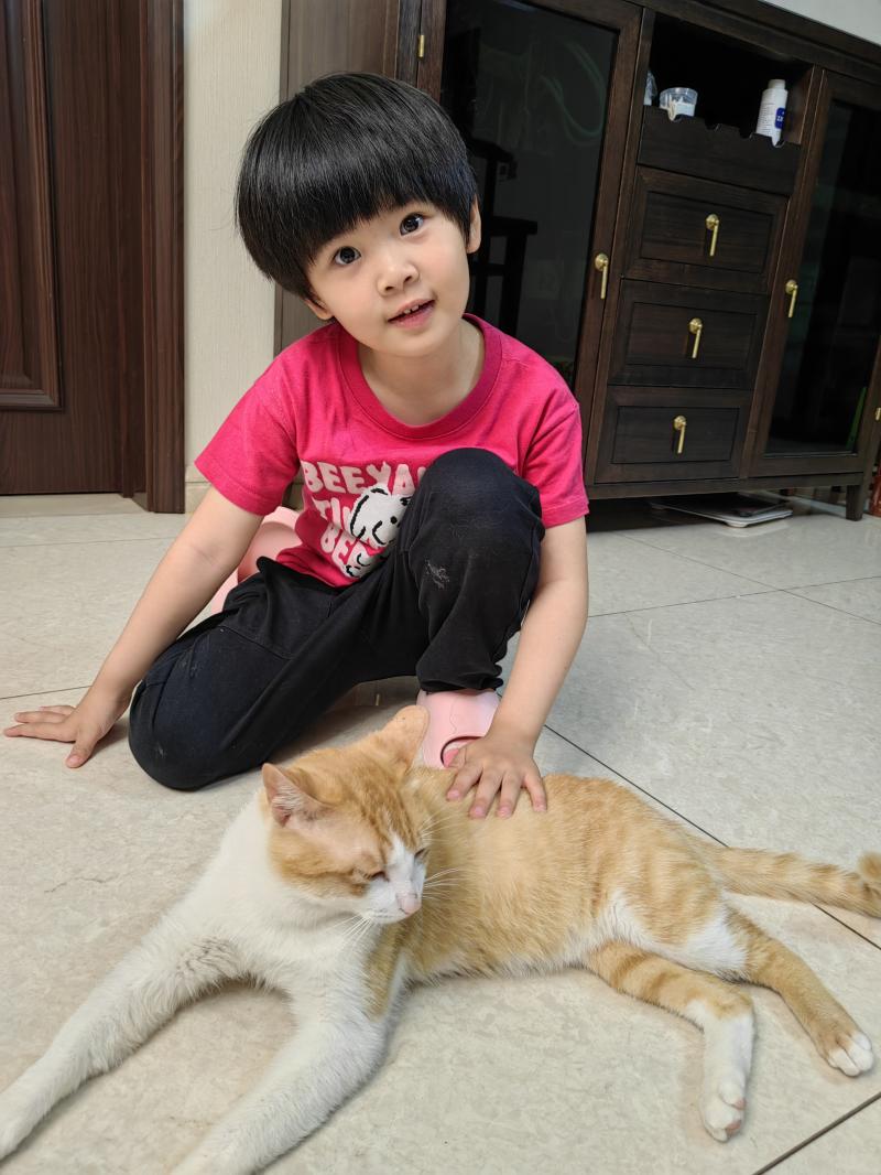 中一:朱一一.JPG 中一:朱一一.JPG