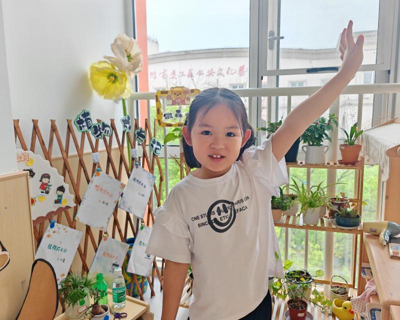 刘雨馨.jpg 刘雨馨.jpg