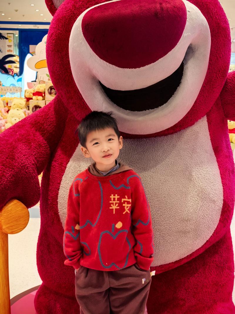 中二班 钮皓轩.jpg 中二班 钮皓轩.jpg