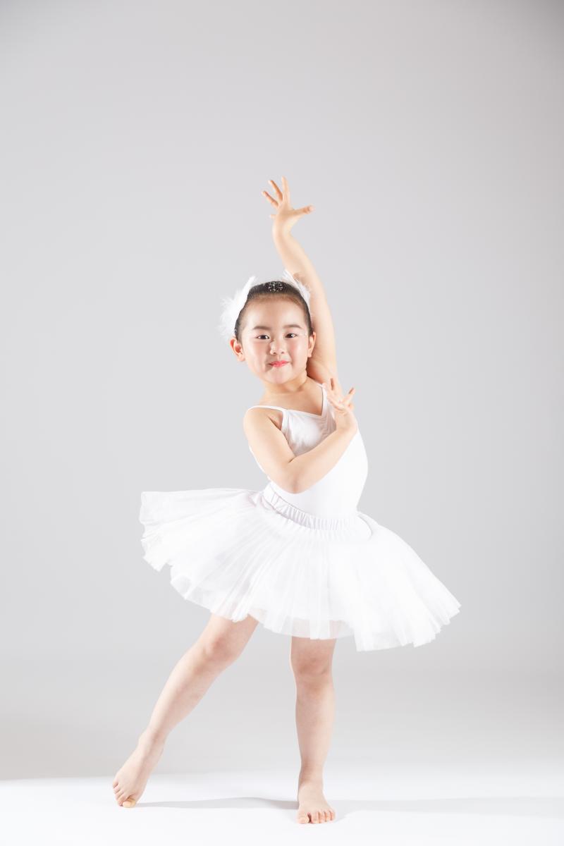 中三班 郑禾.jpg 中三班 郑禾.jpg