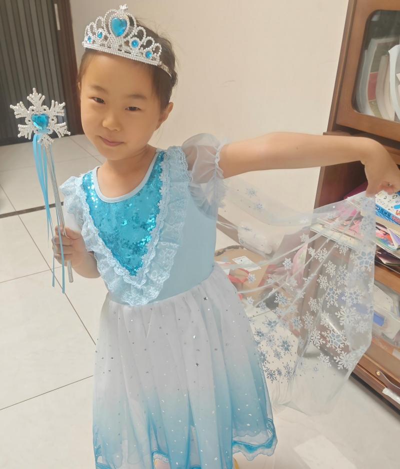 中一班 刘馨妍(1).jpg 中一班 刘馨妍(1).jpg