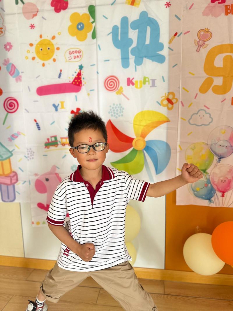 中五班 杨奕.jpg 中五班 杨奕.jpg