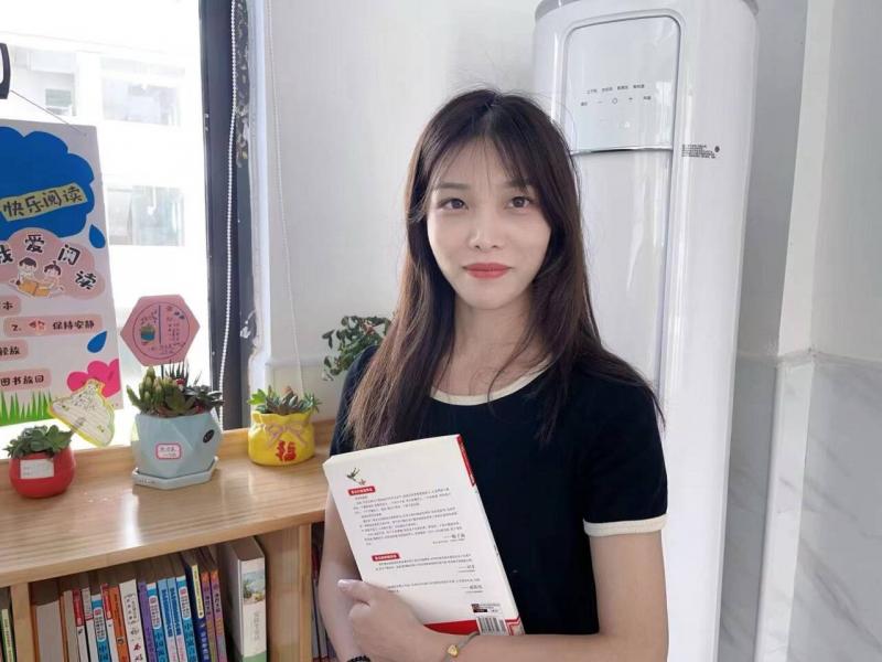 中三班 张奕辰妈妈.jpg 中三班 张奕辰妈妈.jpg