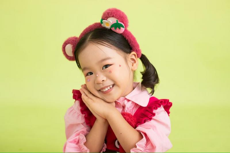 小五班:张颐之.jpg 小五班:张颐之.jpg