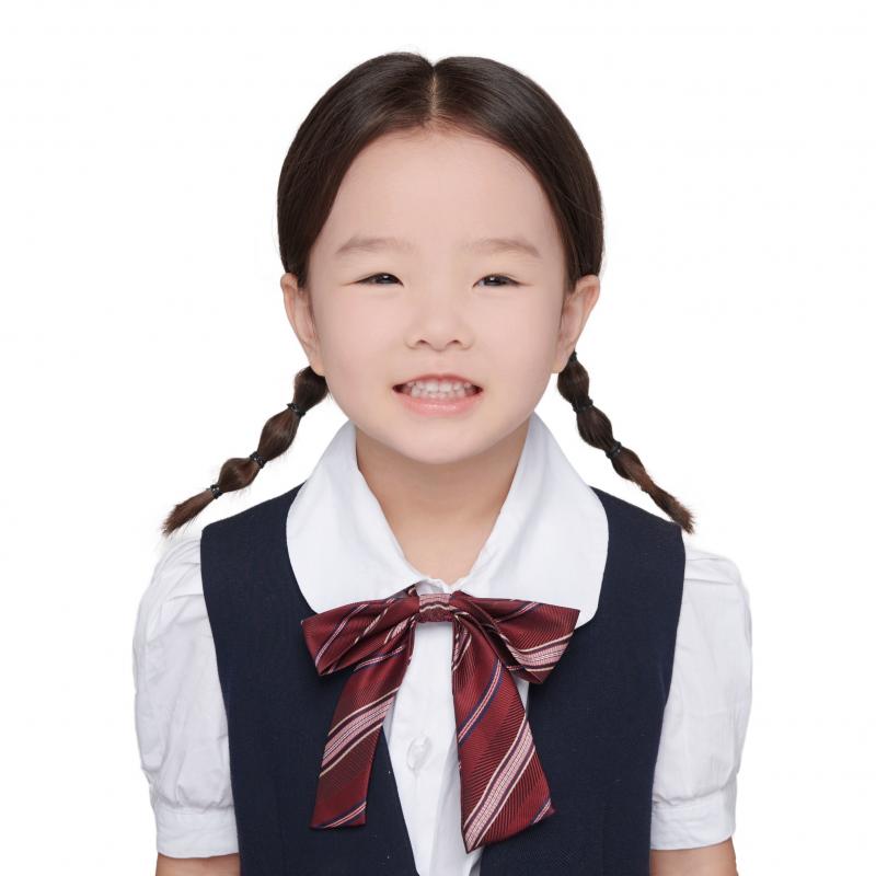 小一班:胡昕艺.jpg 小一班:胡昕艺.jpg