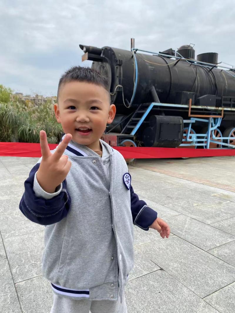 中三班 邱峻茂.jpg 中三班 邱峻茂.jpg