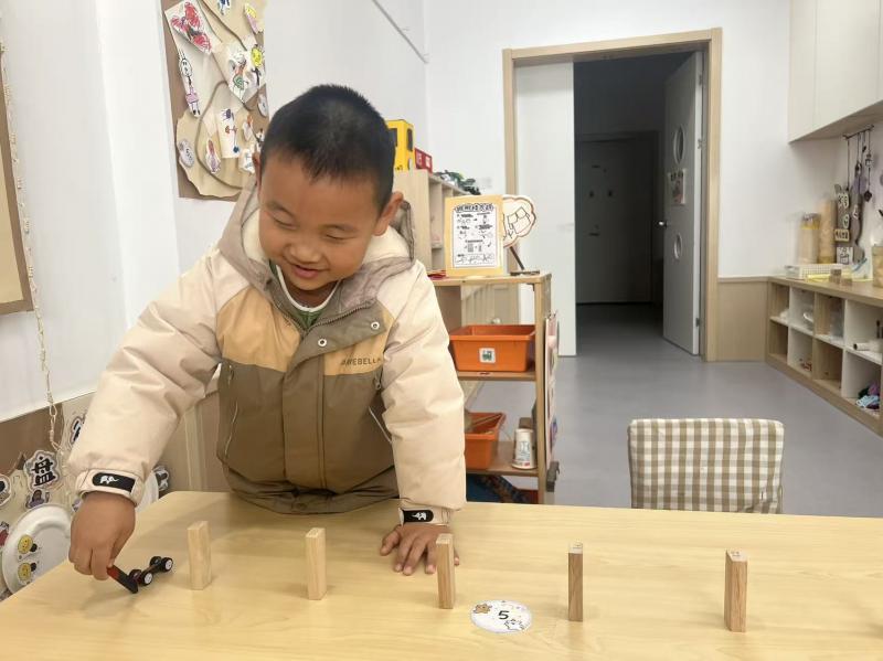 中四班 钱辰锦.jpg