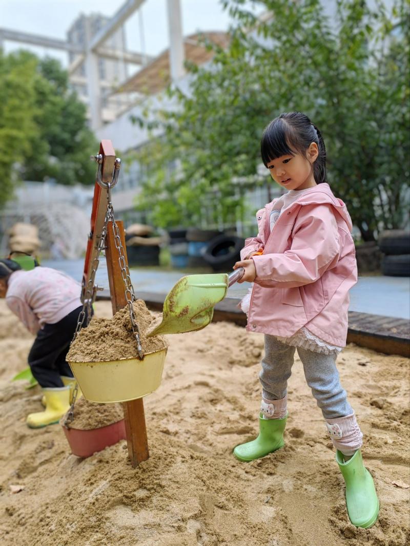 中五班 张瑾萱.png