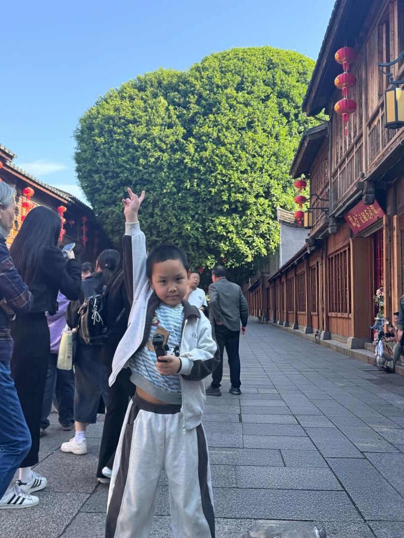 大二班 周逸信.png