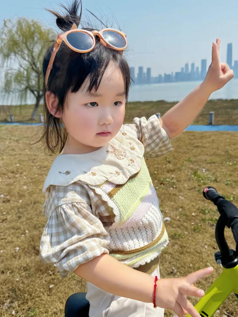 小一班：张若溪.jpg