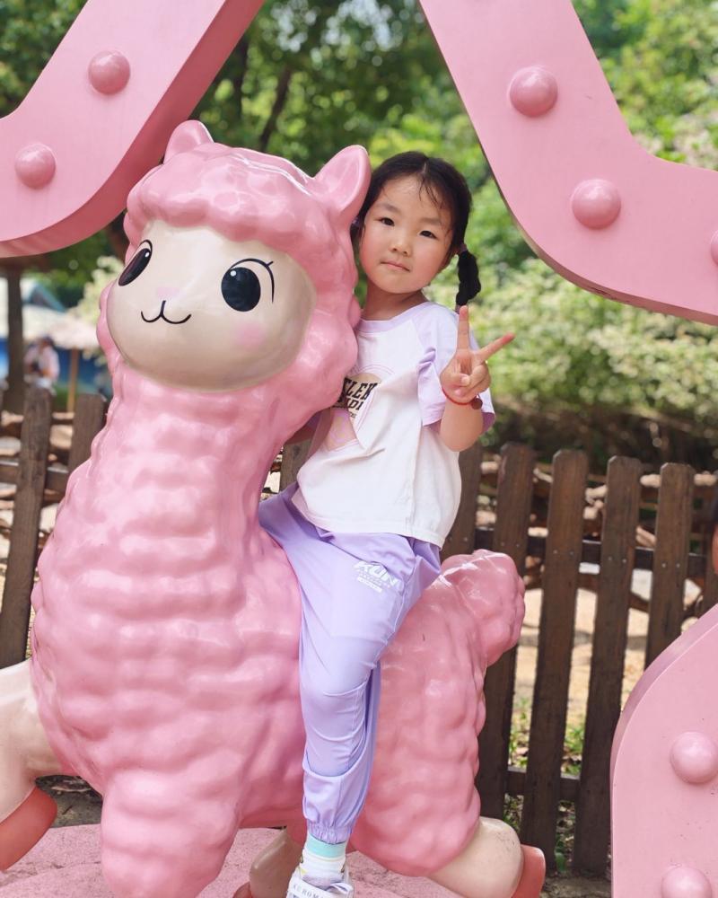 小四班周芮瑶.JPG