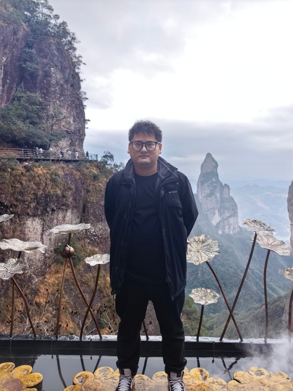 中三班沈奕昕爸爸(已编辑).jpg 中三班沈奕昕爸爸(已编辑).jpg