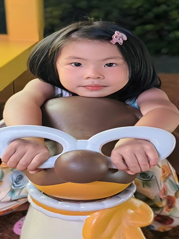 中二班:李安诺(编辑后).jpg 中二班:李安诺(编辑后).jpg