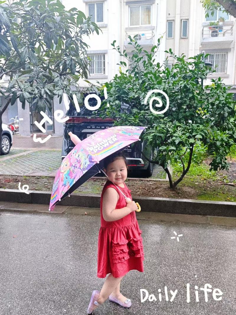 刘婧伊.jpg